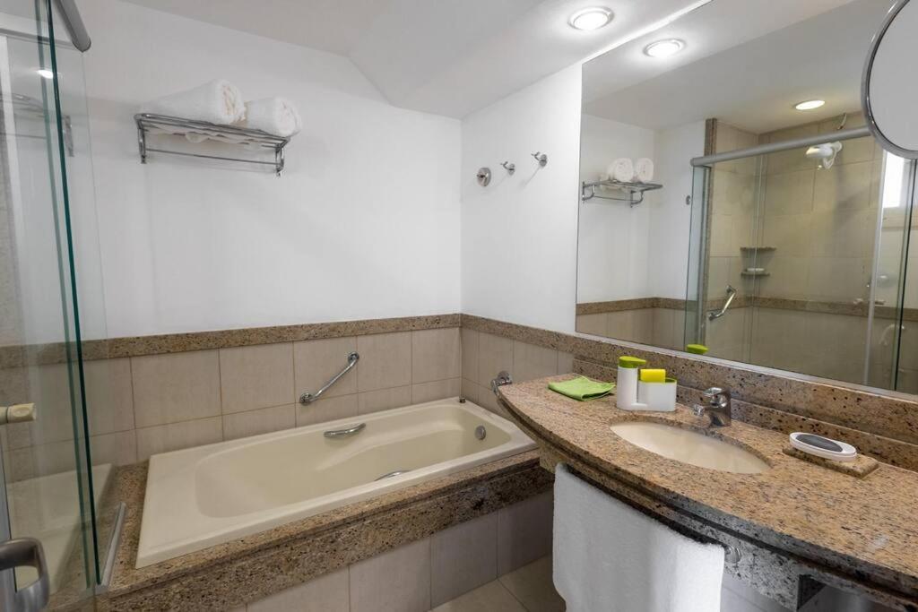 Belissimo Duplex No Costabella Em